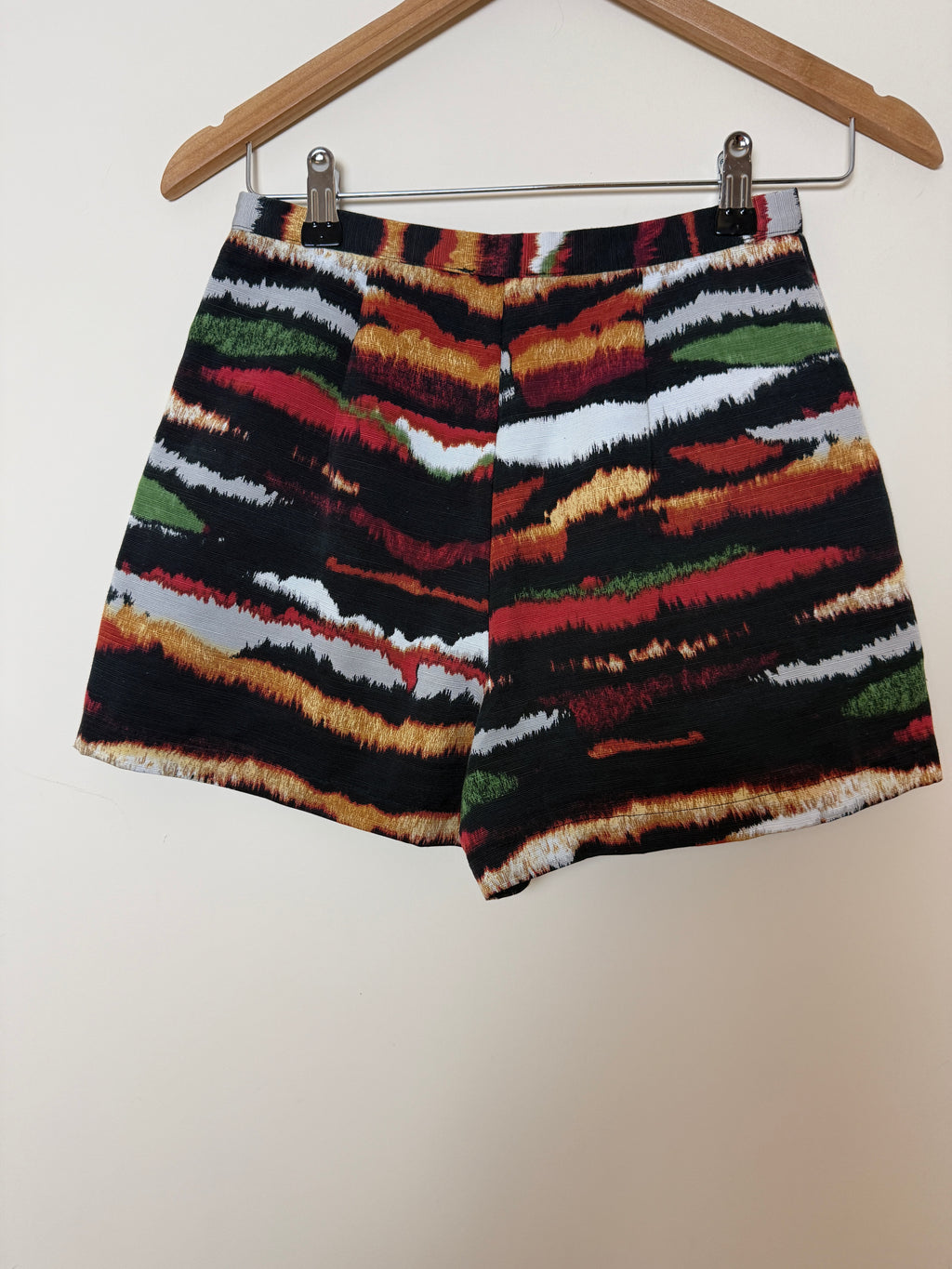 Topshop Multicolour Patterned High Waisted Skort Size UK 8