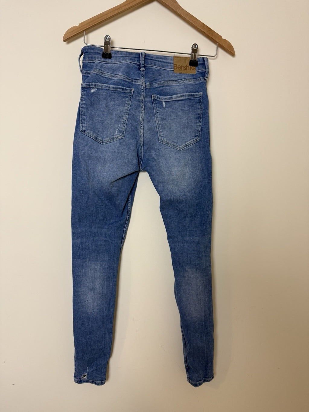 Bershka Valeria Skinny Distressed Ripped Jeans - UK8