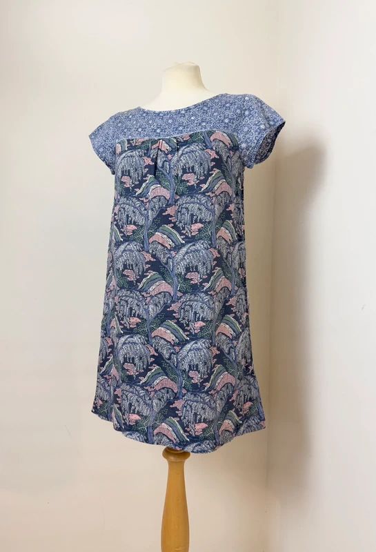 White Stuff Blue Pink Patterned Mini Dress UK10 Cap Sleeve Button Back