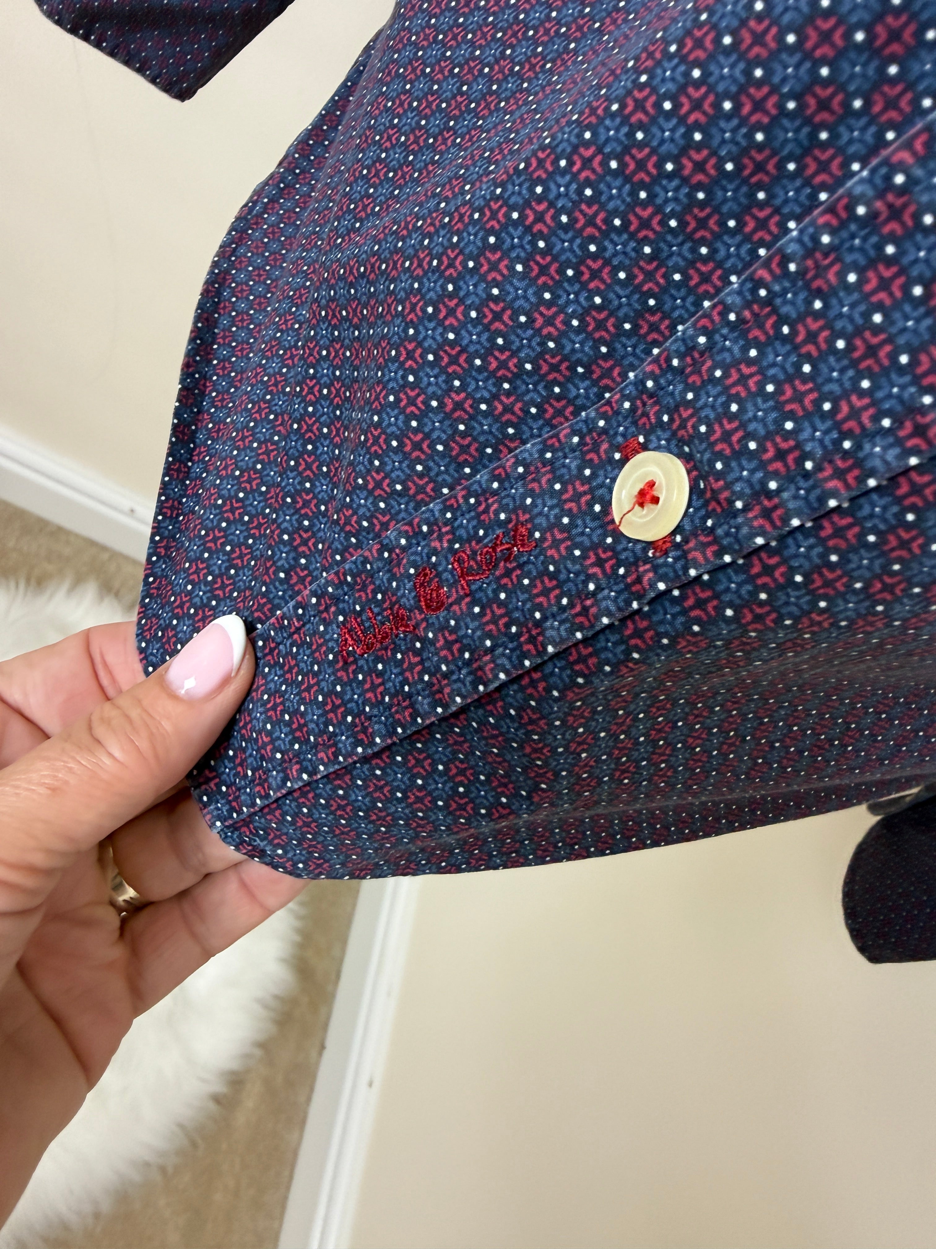 Abbie & Rose Navy Red Geometric Print Shirt Mens Large