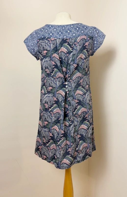 White Stuff Blue Pink Patterned Mini Dress UK10 Cap Sleeve Button Back