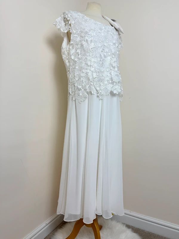 Nightingale White Chiffon Wedding Dress UK20 BNWT Lace Overlay Full Length