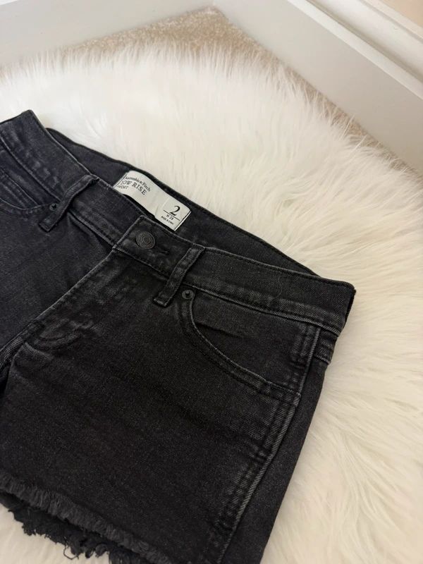 Abercrombie & Fitch Black Low Rise Micro Denim Shorts W28 Womens