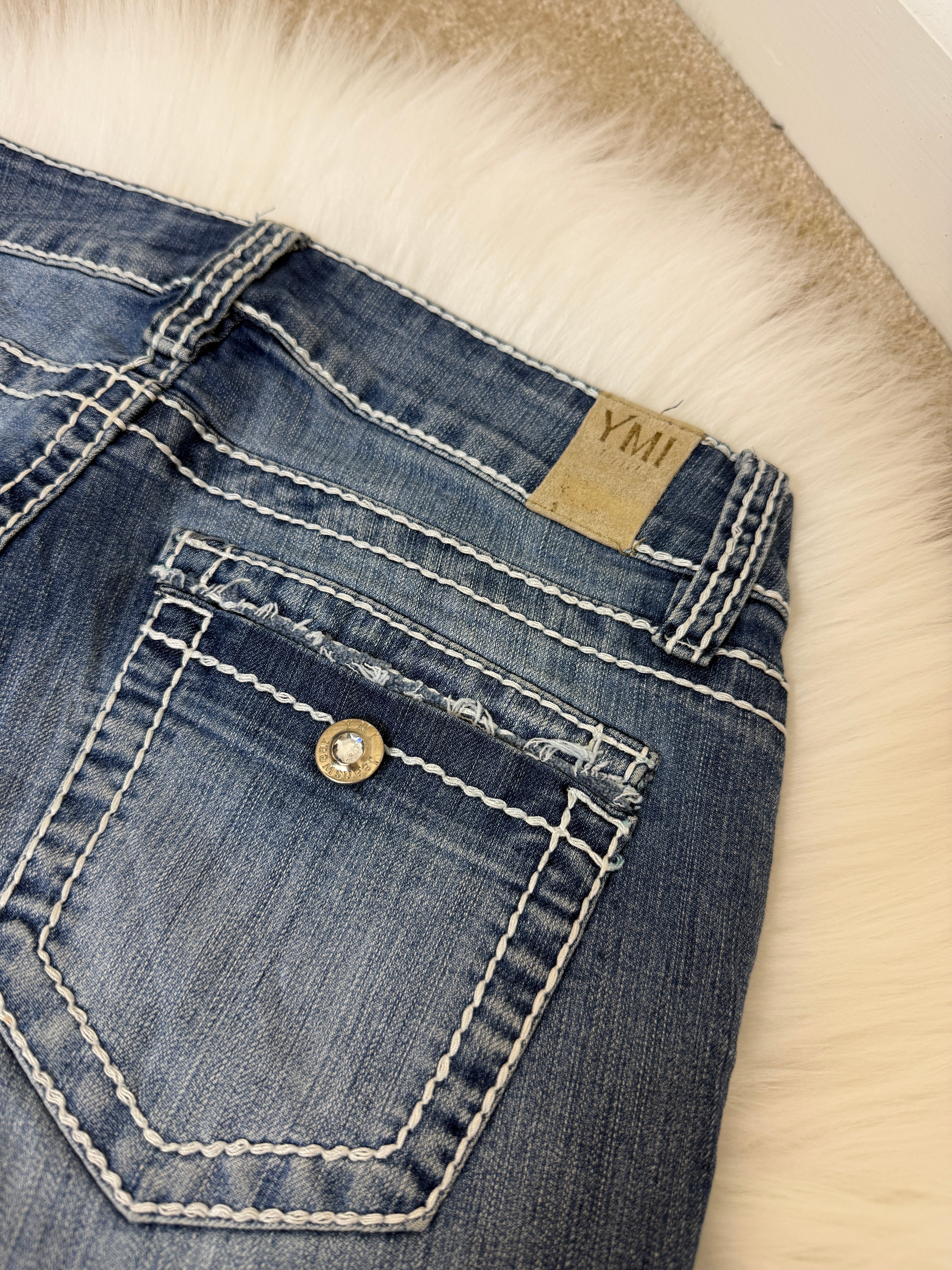 YMI Wannabetterbutt Y2K Western Denim Shorts Dark Wash Contrast Stitch Stud Detail UK10
