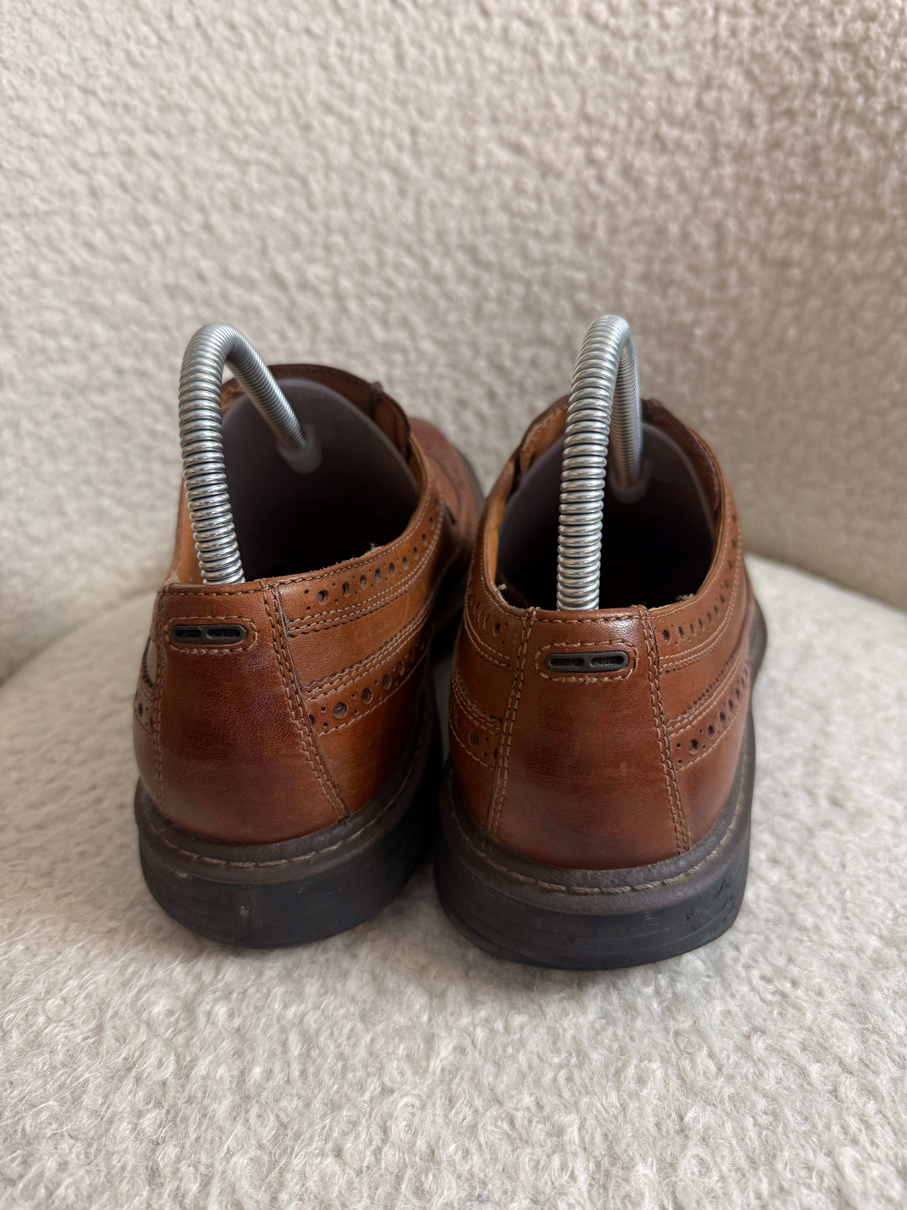 Clarks Unstructured Leather Brogue Shoes UK8 Brown Wingtip Smart Lace Up