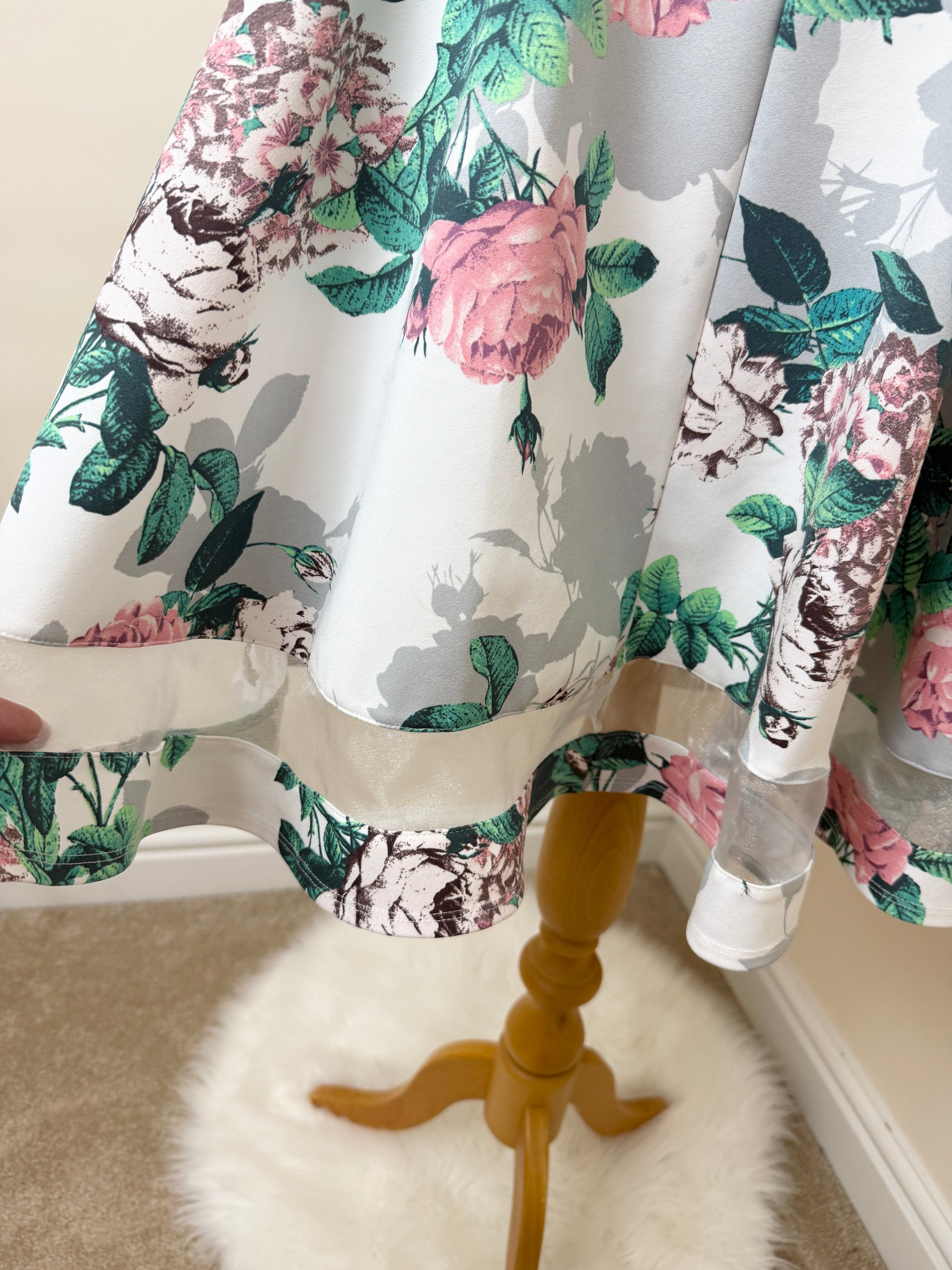 Papaya White Floral Fit & Flare Dress UK16 V-Neck Sleeveless Stretch