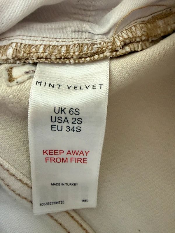 Mint Velvet Ivory Straight Leg Jeans UK 6 Short High Rise Denim