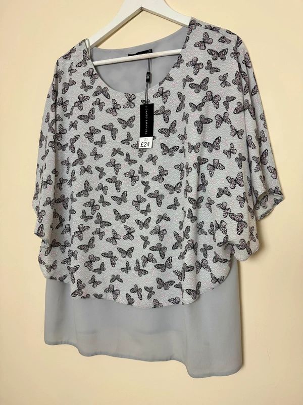 David Emanuel Brand new Summer Butterfly Lilac Grey Print Blouse - UK20