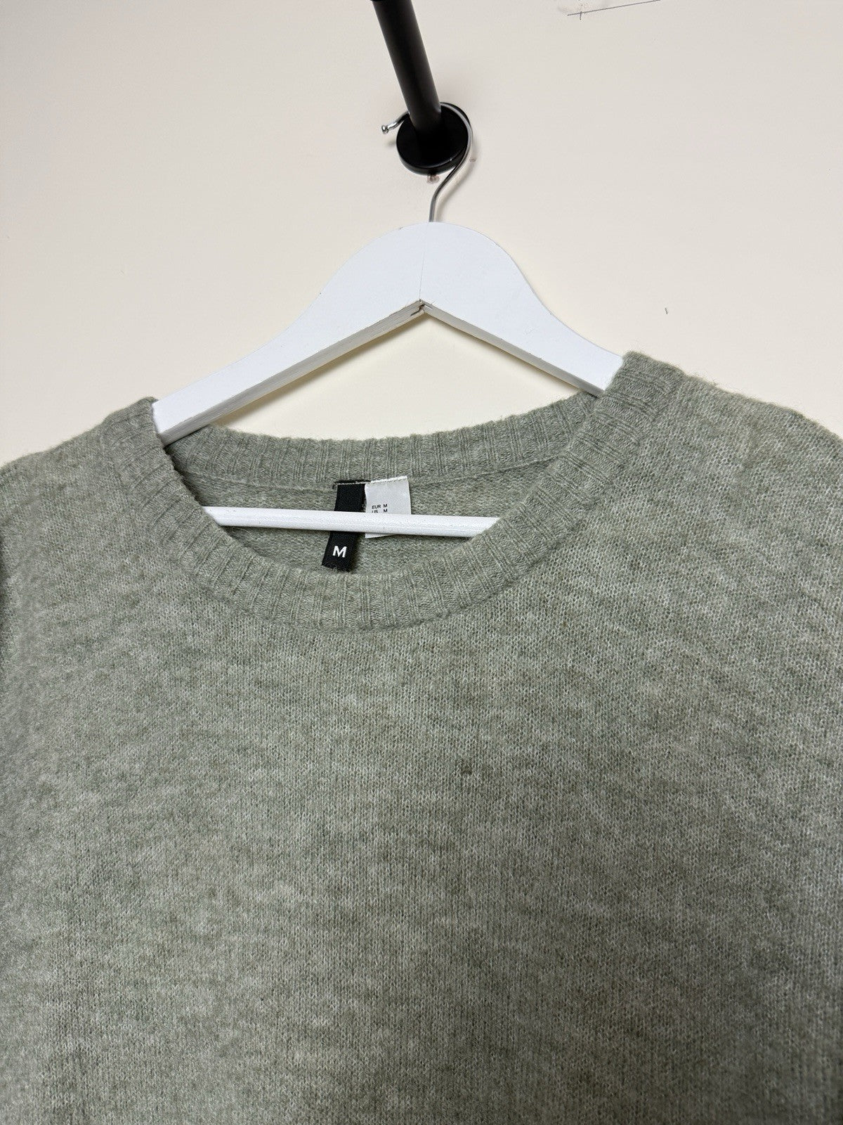 H&M Men's Light Green Alpaca Wool Blend Crew Neck Jumper - Medium