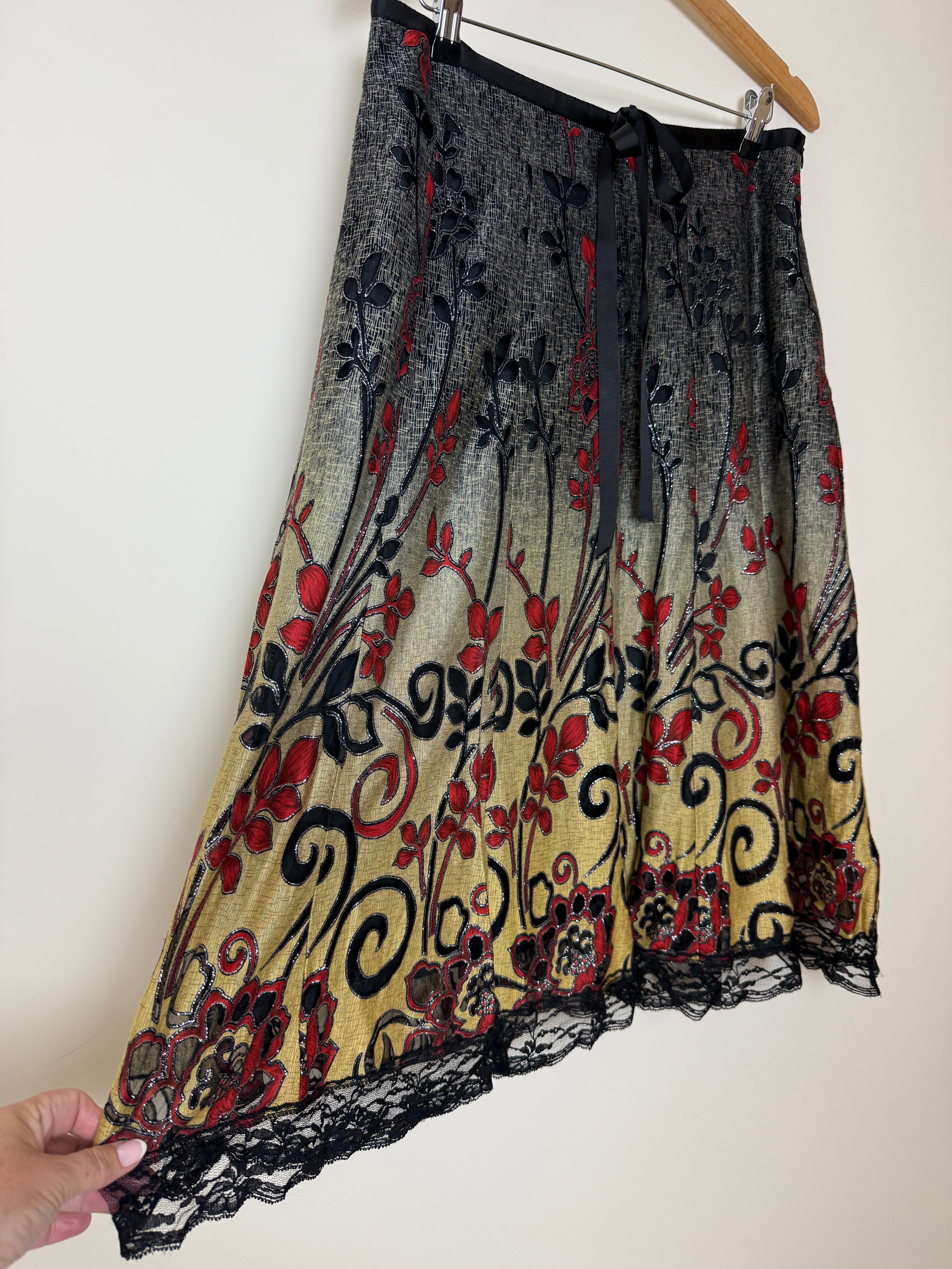 Vintage Floral Boho Midi Skirt Lace Hem Festival Artsy UK XL