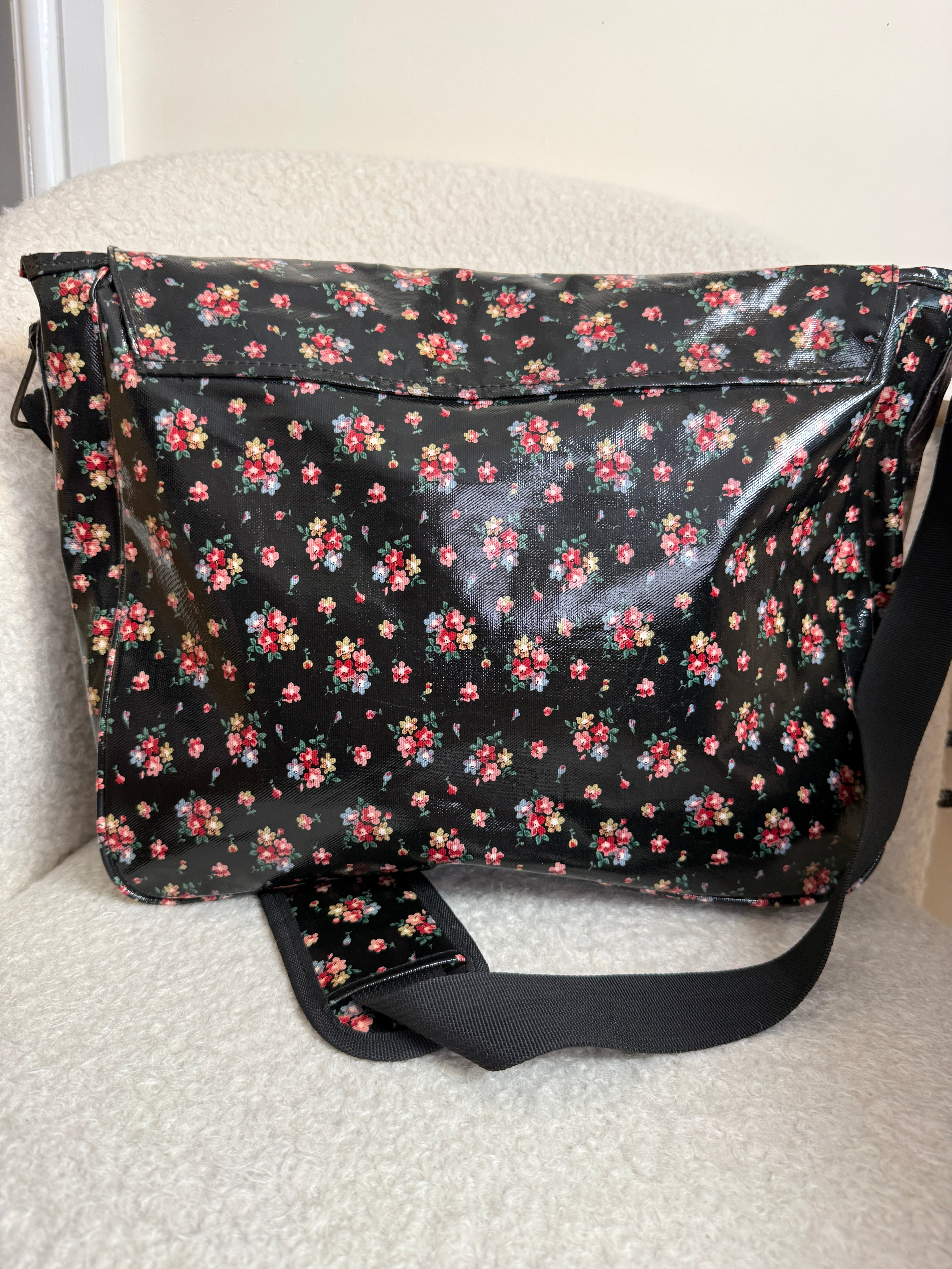 Lee Cooper Black Floral Messenger Bag Glossy Canvas Crossbody Studded