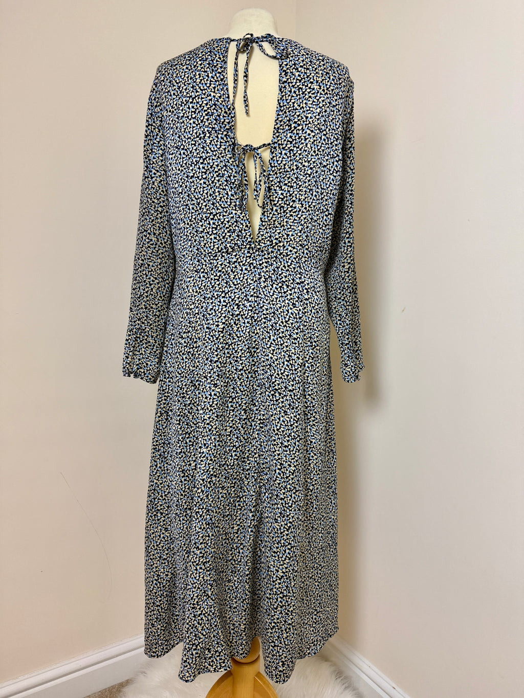 H&M Blue Yellow Dainty Print Open Back Midi Tea Dress - UK12
