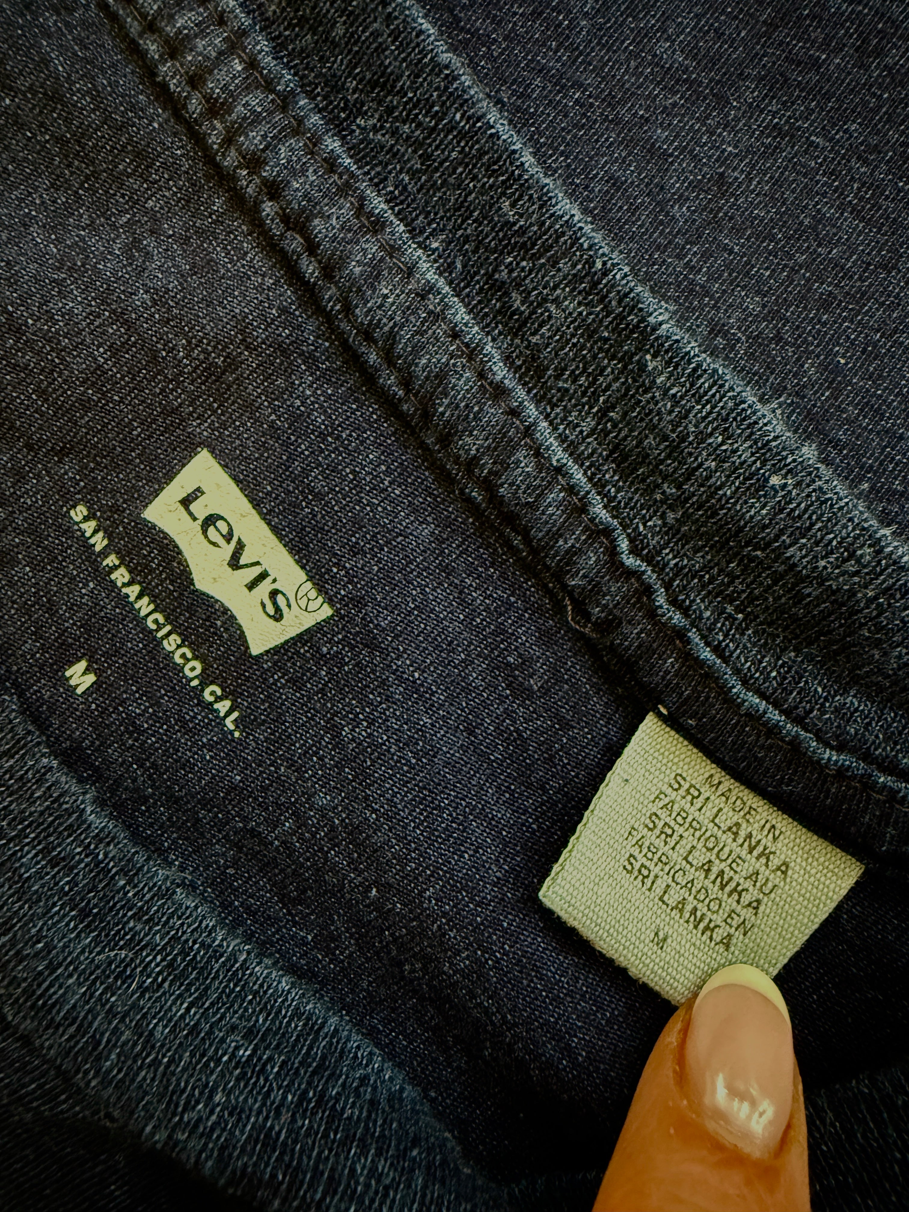 Levi’s Logo T Shirt Navy Blue Size M