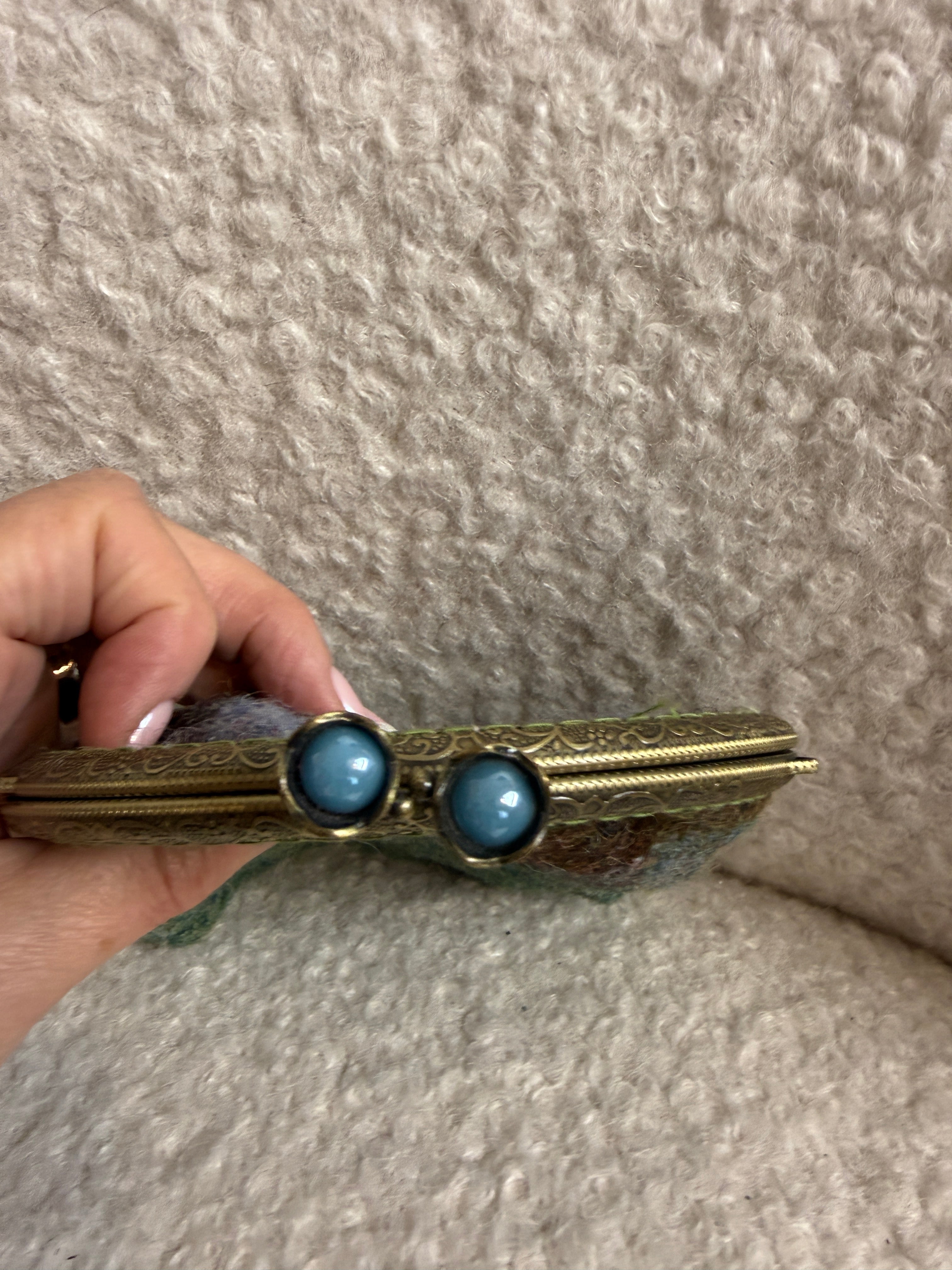 Harris Tweed Eigg Coin Purse Tartan Kiss Lock Orb Label Blue Satin Lining