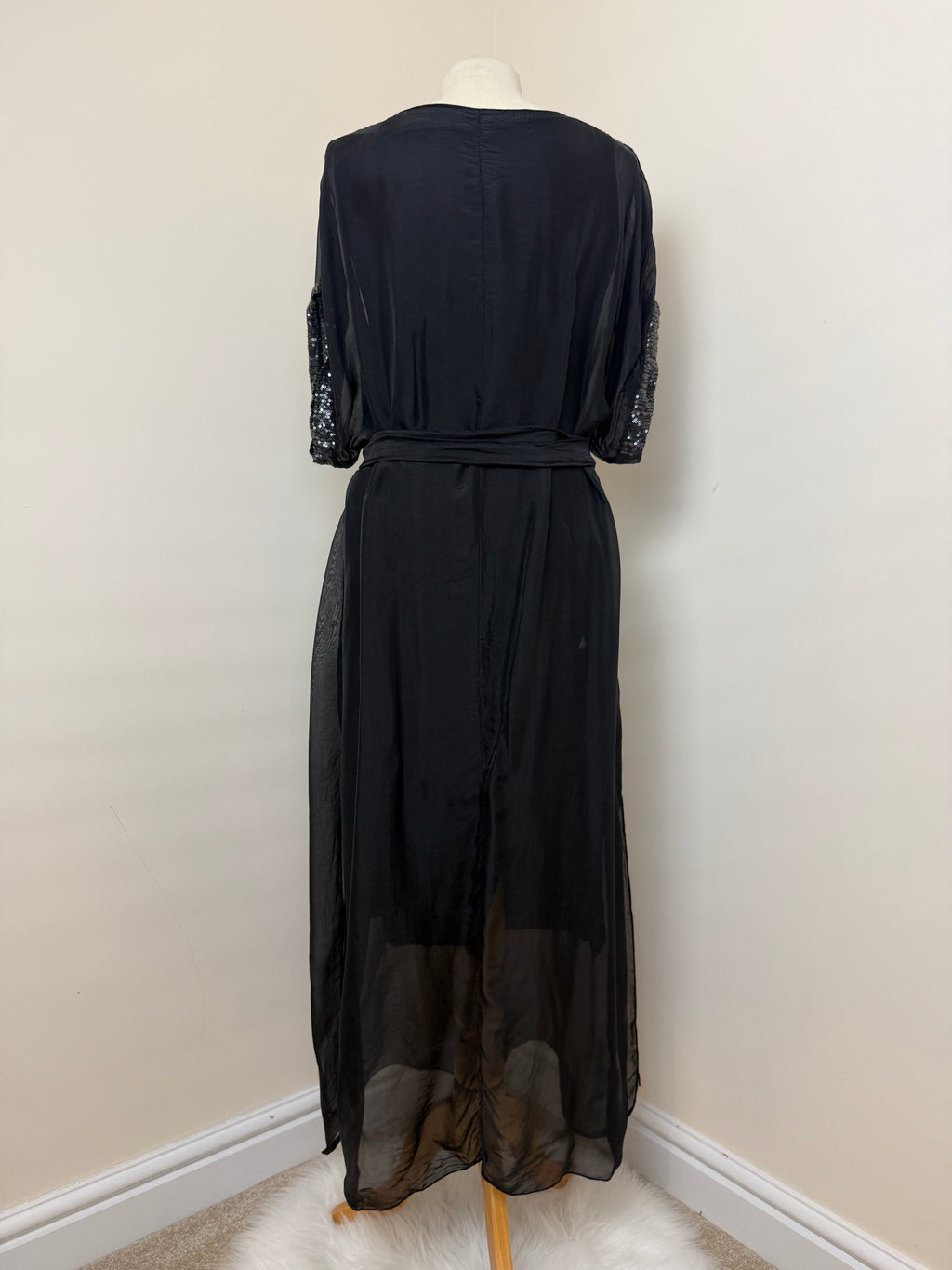Santa Made In Italy Black Sheer Sequin Sleeve Midi Dress