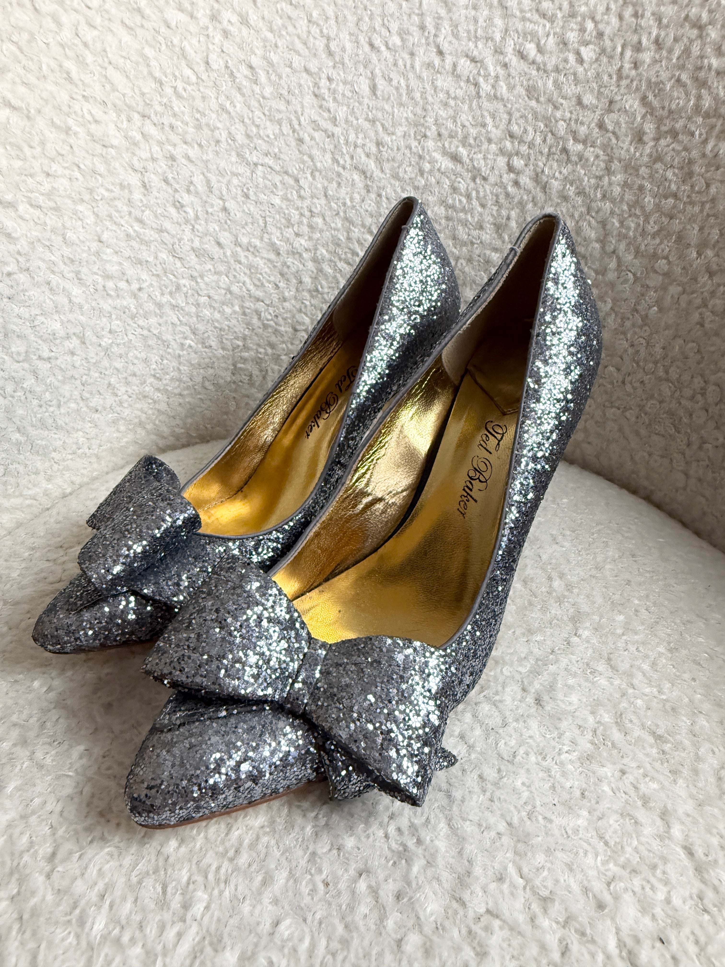 Ted Baker Keanah 2 Glitter Heels Silver Bow Pointed Toe UK8
