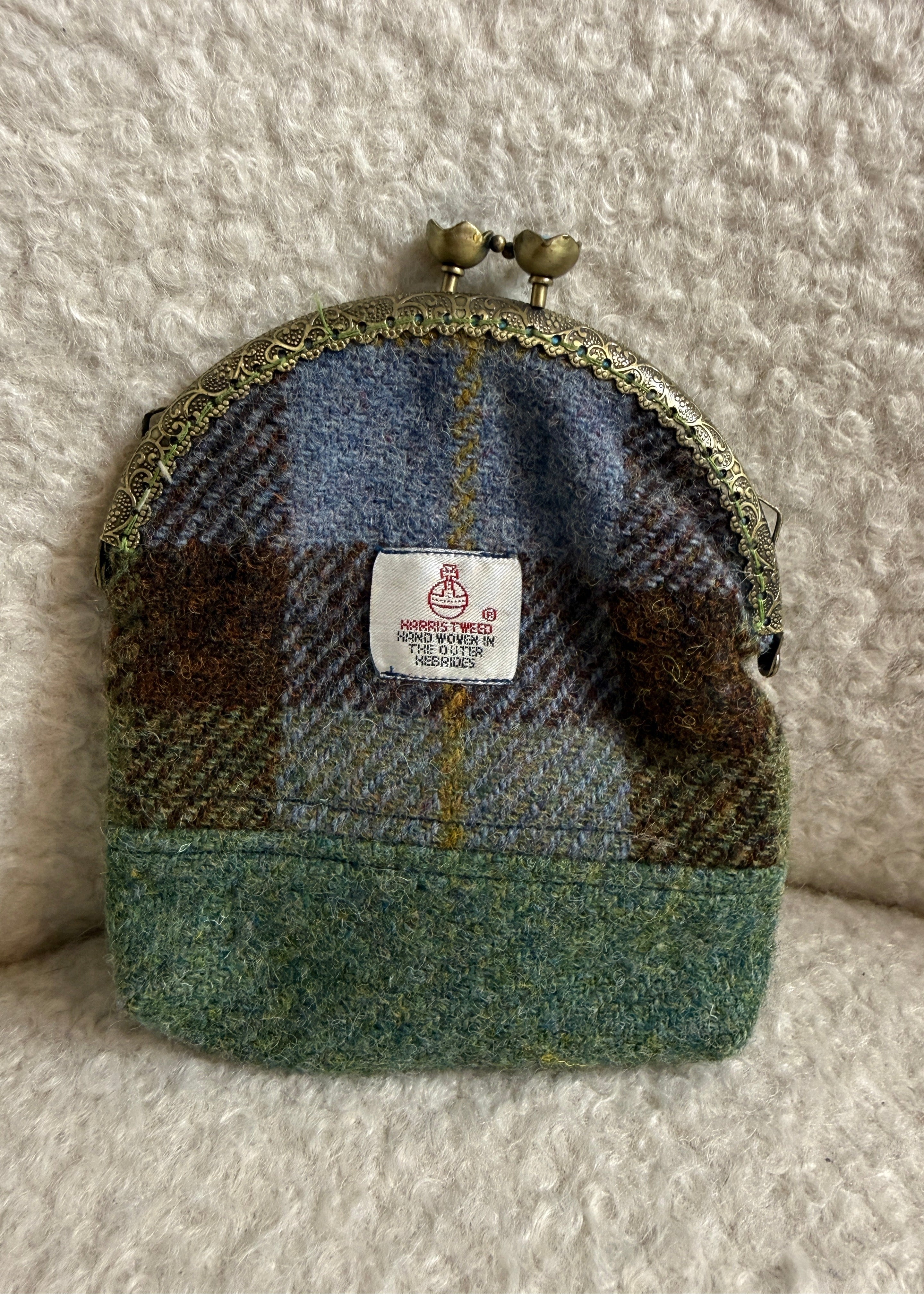 Harris Tweed Eigg Coin Purse Tartan Kiss Lock Orb Label Blue Satin Lining