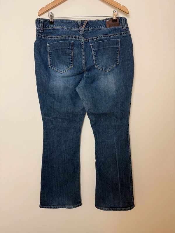 Maurices Bootcut Jeans UK18 Regular Mid Wash Western Stretch Contrast Stitching