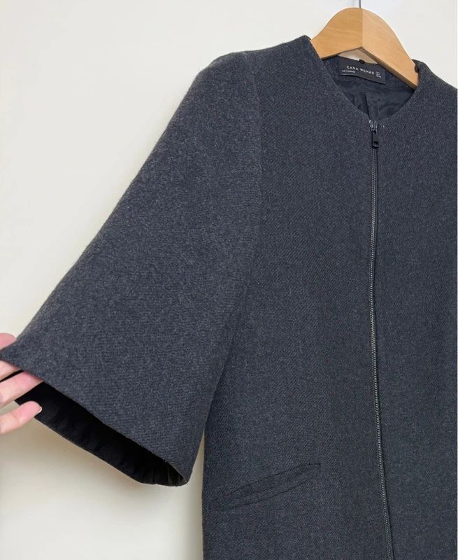 Zara Woman Charcoal Cape Peacoat Wool Blend Large Zip Up Bell Sleeve