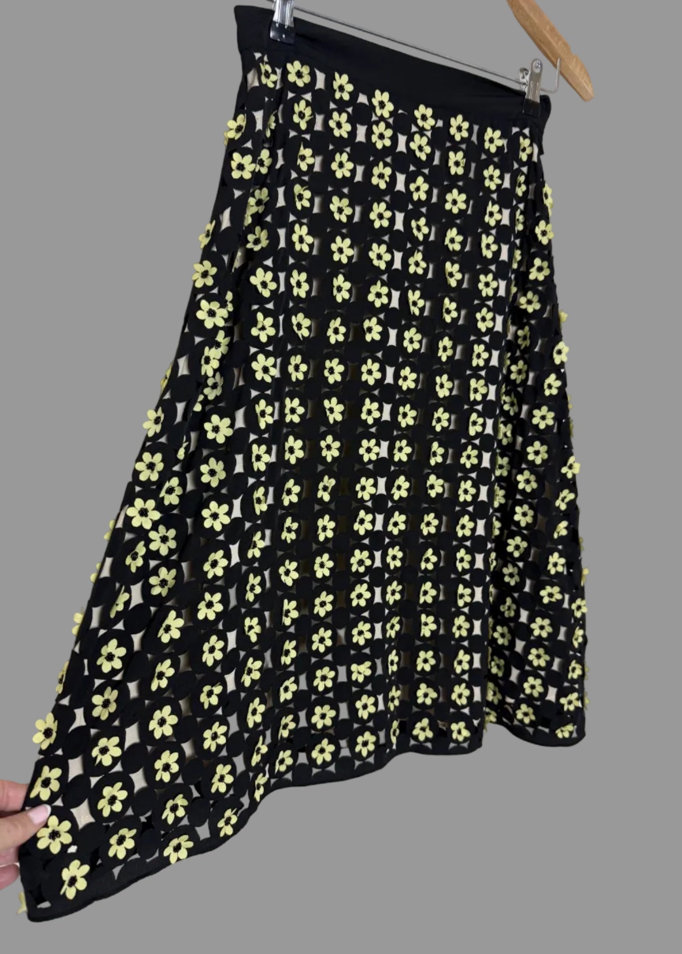 River Island Black Yellow Laser Cut Floral A Line Skirt - Size 8